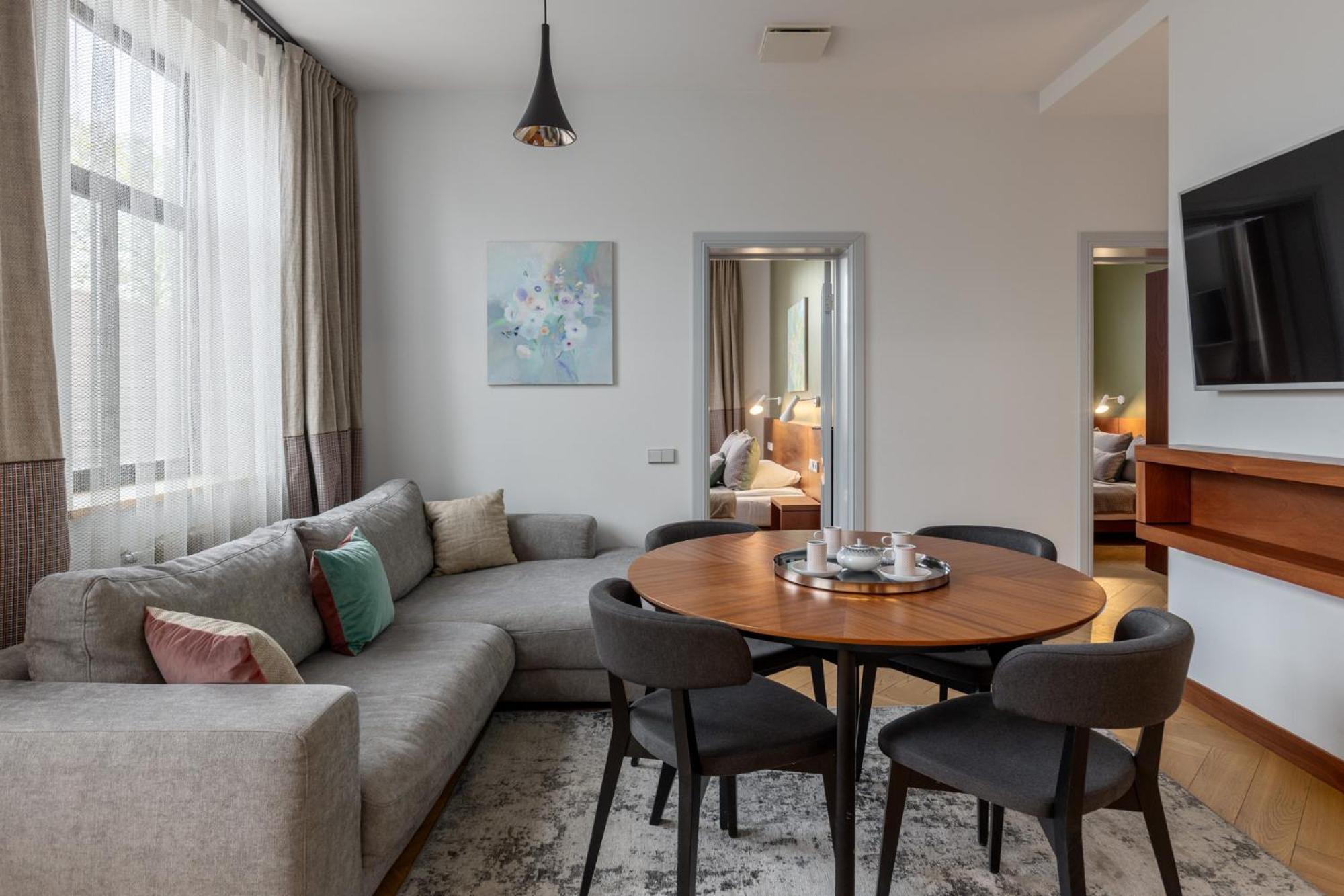 Roze Brivzemnieka Apartments Liepaja Luaran gambar