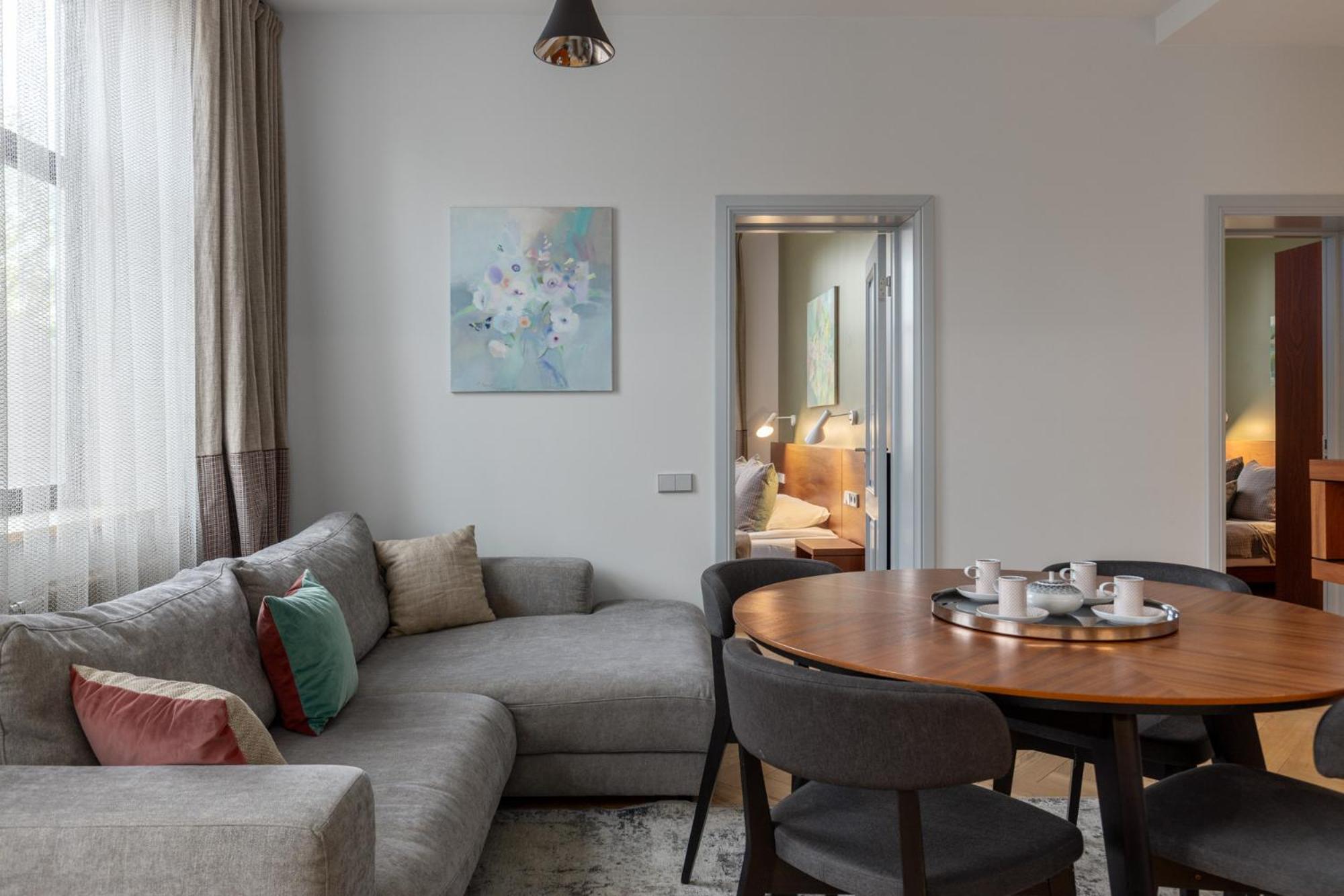 Roze Brivzemnieka Apartments Liepaja Luaran gambar
